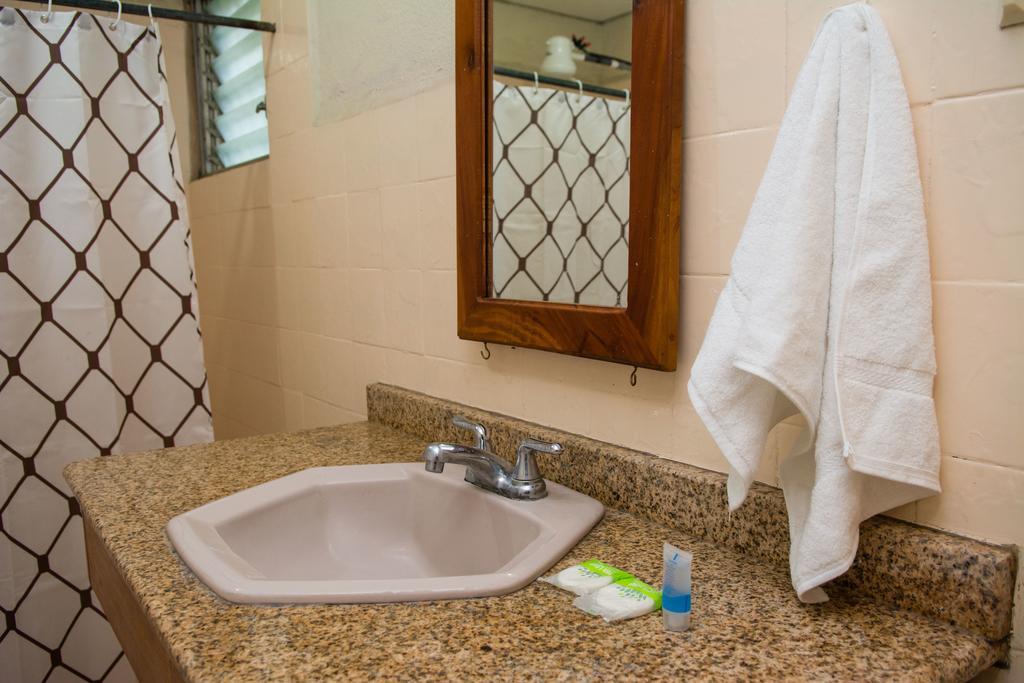 Hostal Casa Los Espinoza Managua Zewnętrze zdjęcie